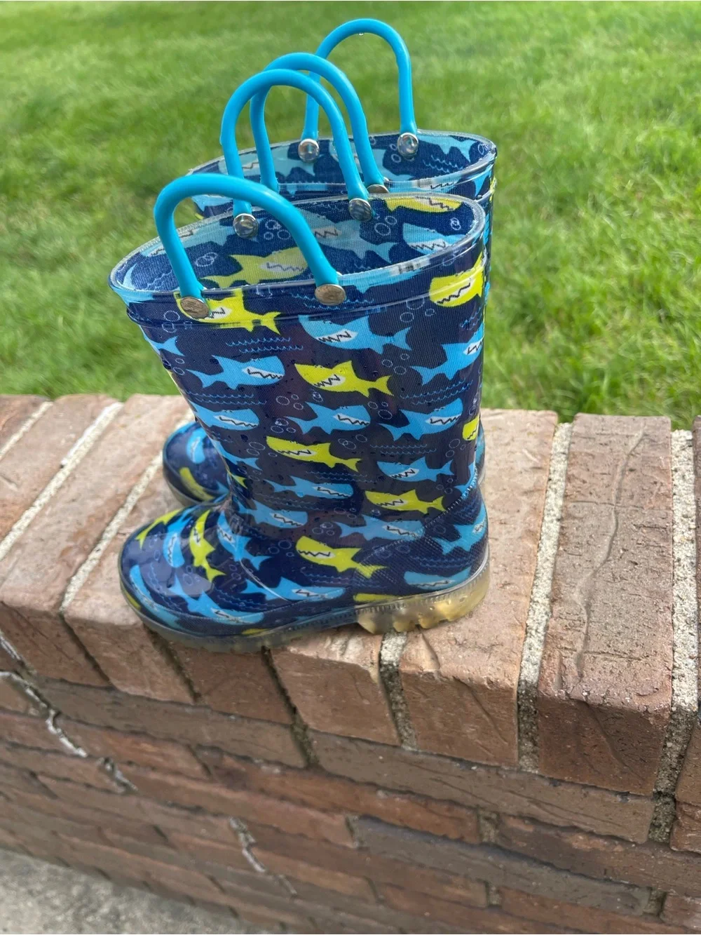 wonder nation Kids Shark Rain Boots - Blue & Yellow
